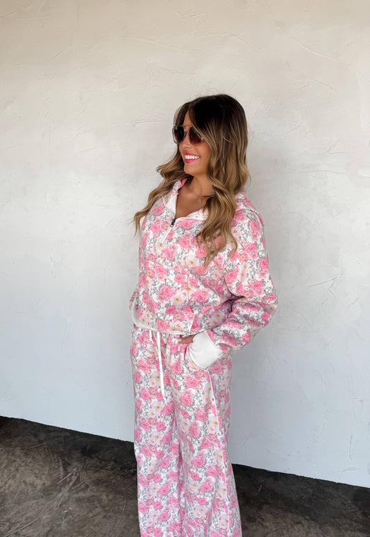 BLAKELEY - FLORAL EASY DOES IT PULLOVER