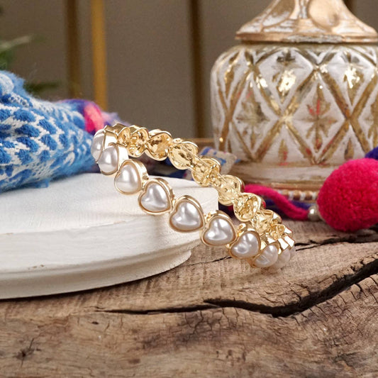 Gold Stretchy Bangle with Pearl Hearts