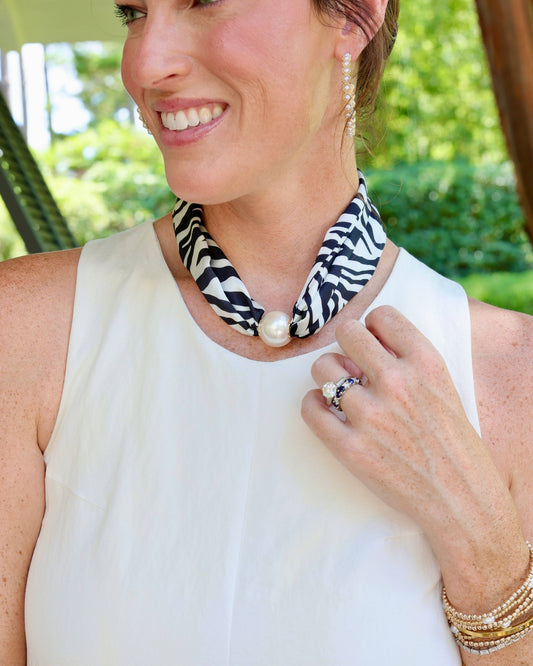 Caroline Hill - Zebra Magnetic Necklace