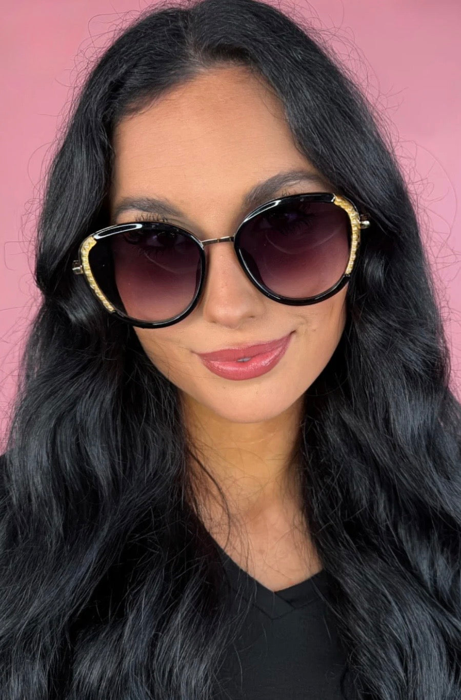 Glow Getter Sunglasses-Black