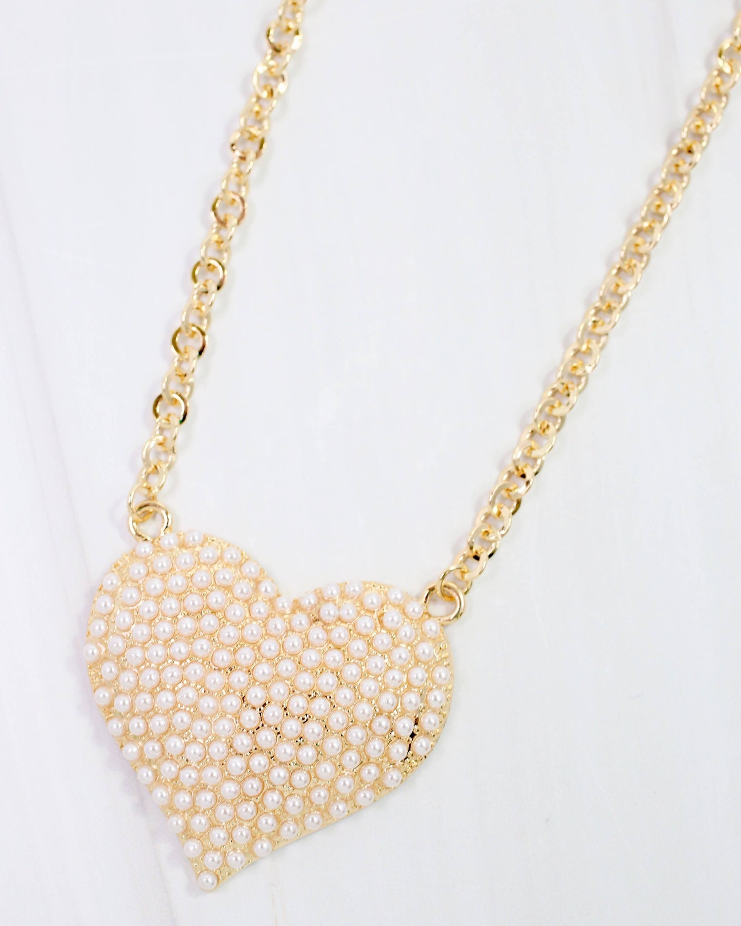 Caroline Hill - Cocos Pearl Pave Heart Necklace Gold