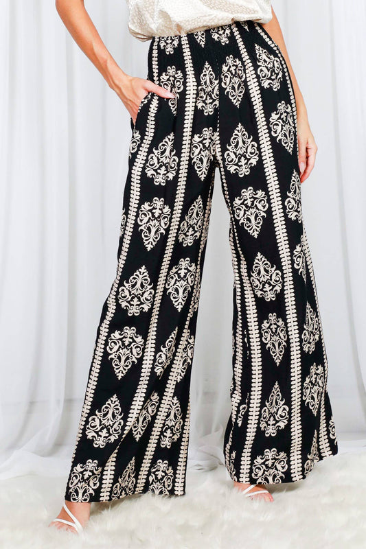 Vine & Love -Black Geo Printed Wide Leg Woven Pants