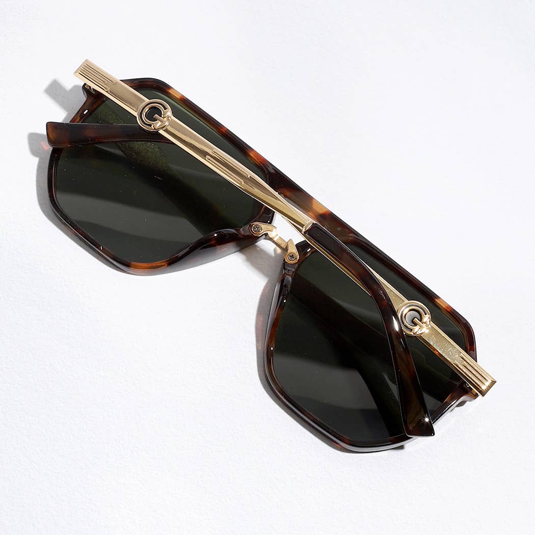 Sunglasses😎
