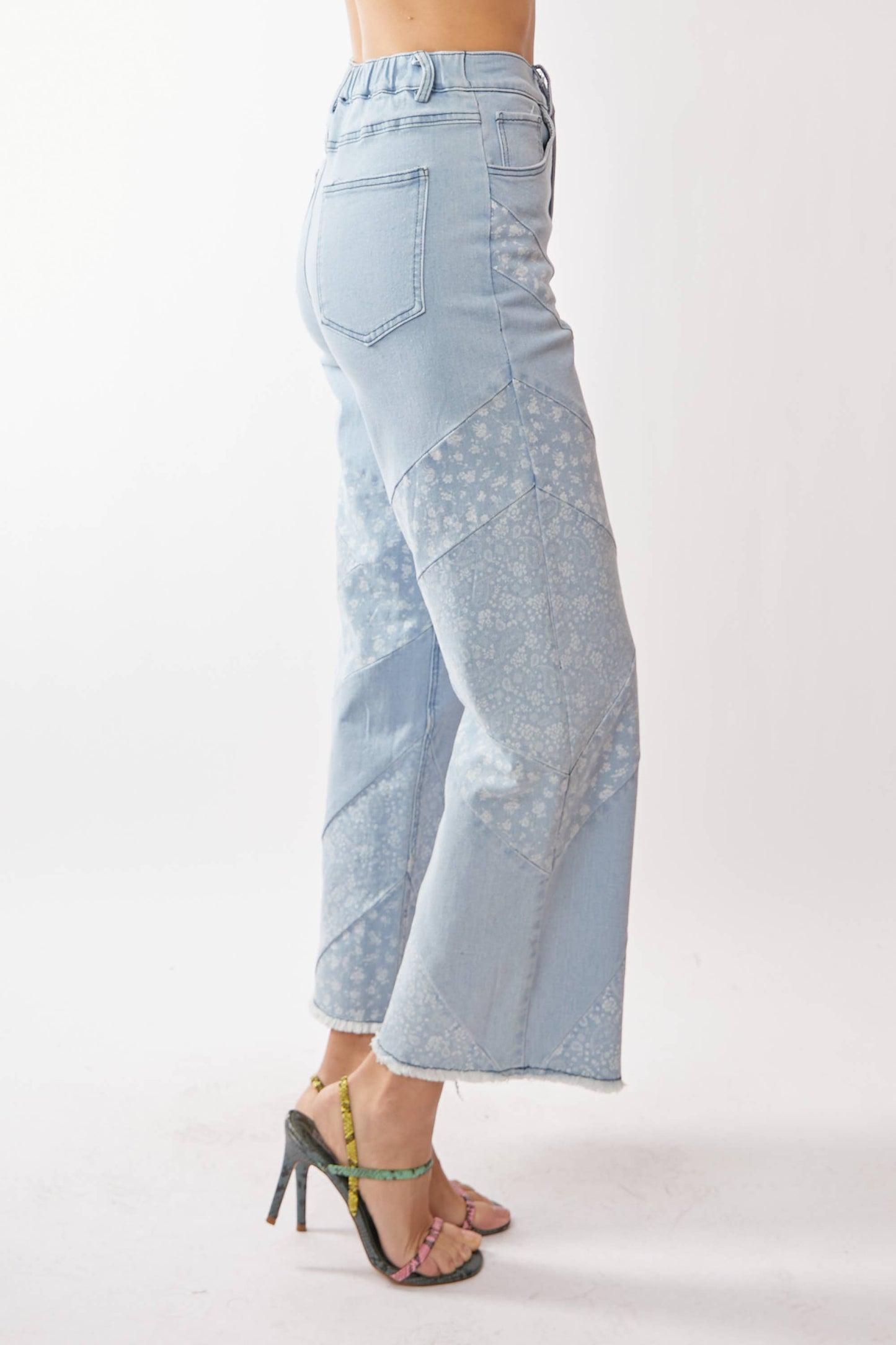Floral Denim Wide Leg / Paisley Jeans