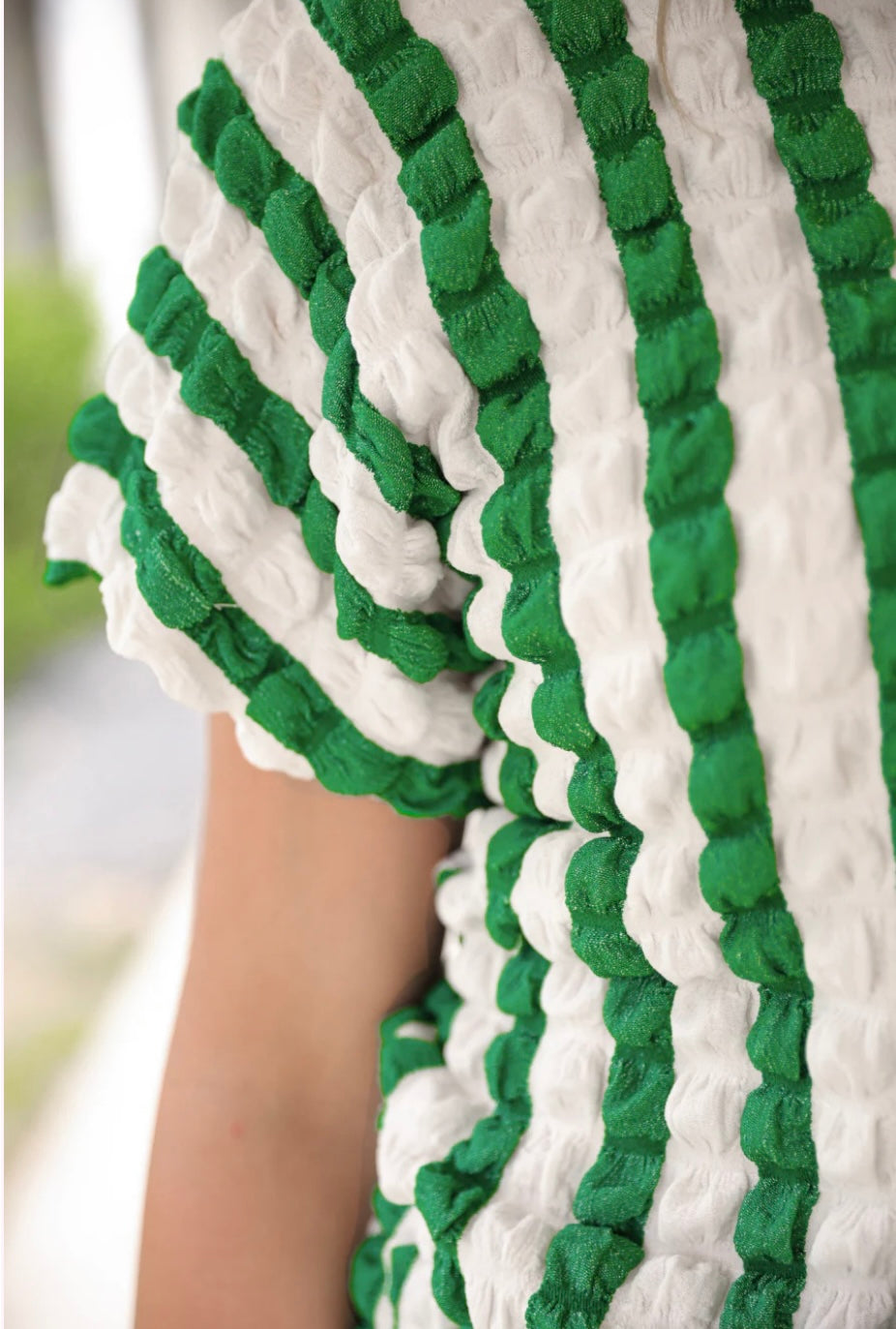 Jess Lea -Green Bold And Bubbly Top