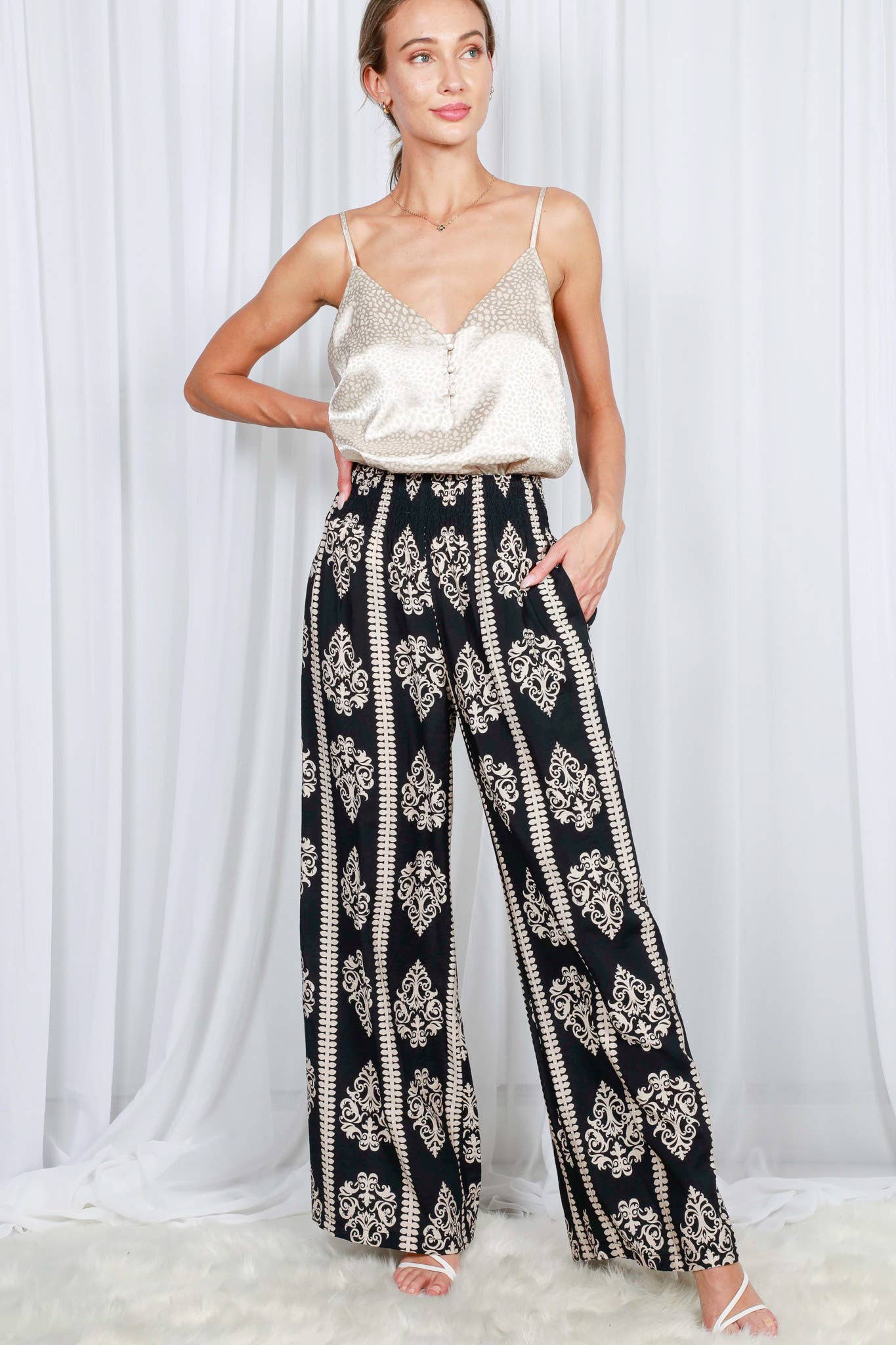 Vine & Love -Black Geo Printed Wide Leg Woven Pants